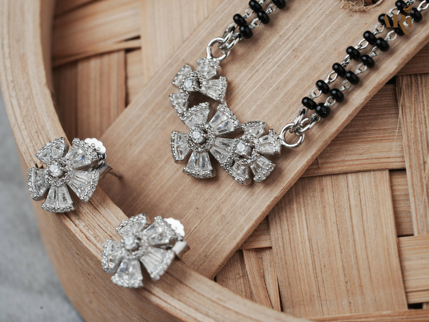 Trio Flower Mangalsutra