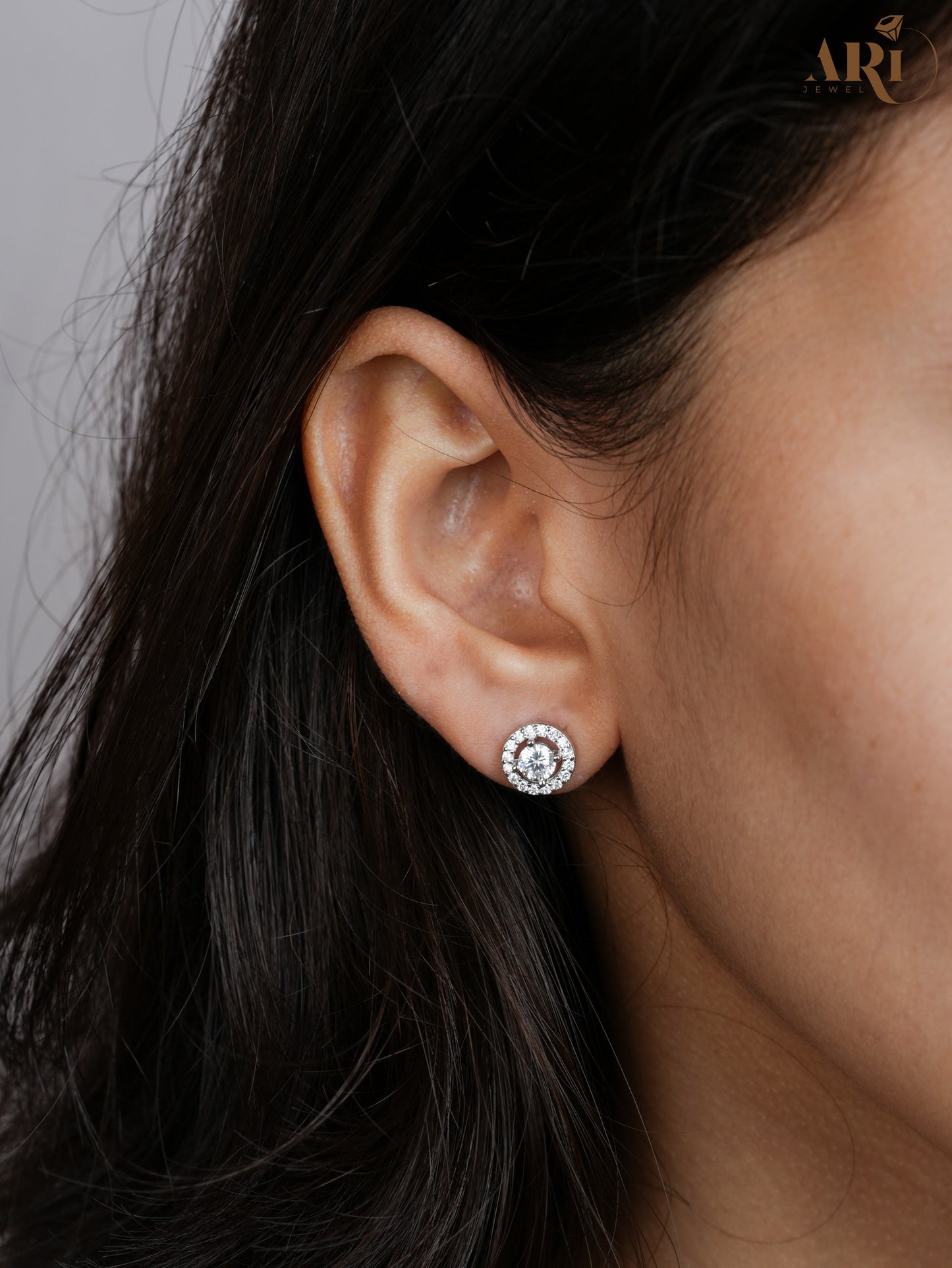 Round Solitaire Tops (Di13.6)