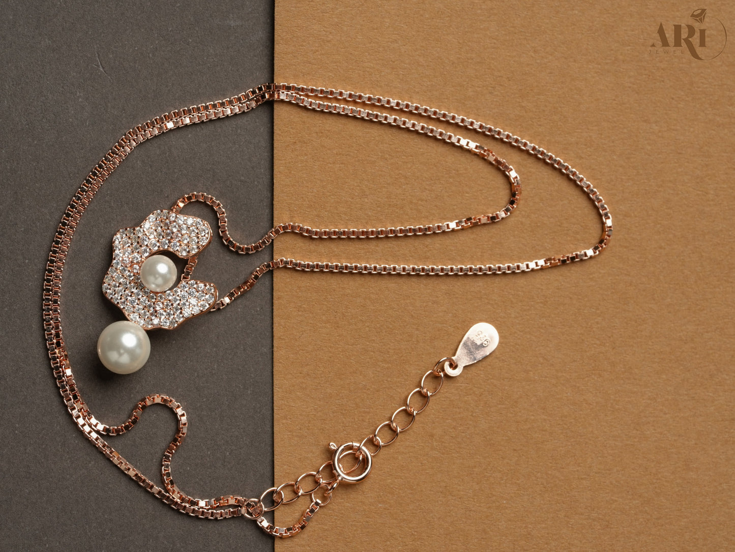 Moti Flower Rosegold Chain Pendant (DI34.4)