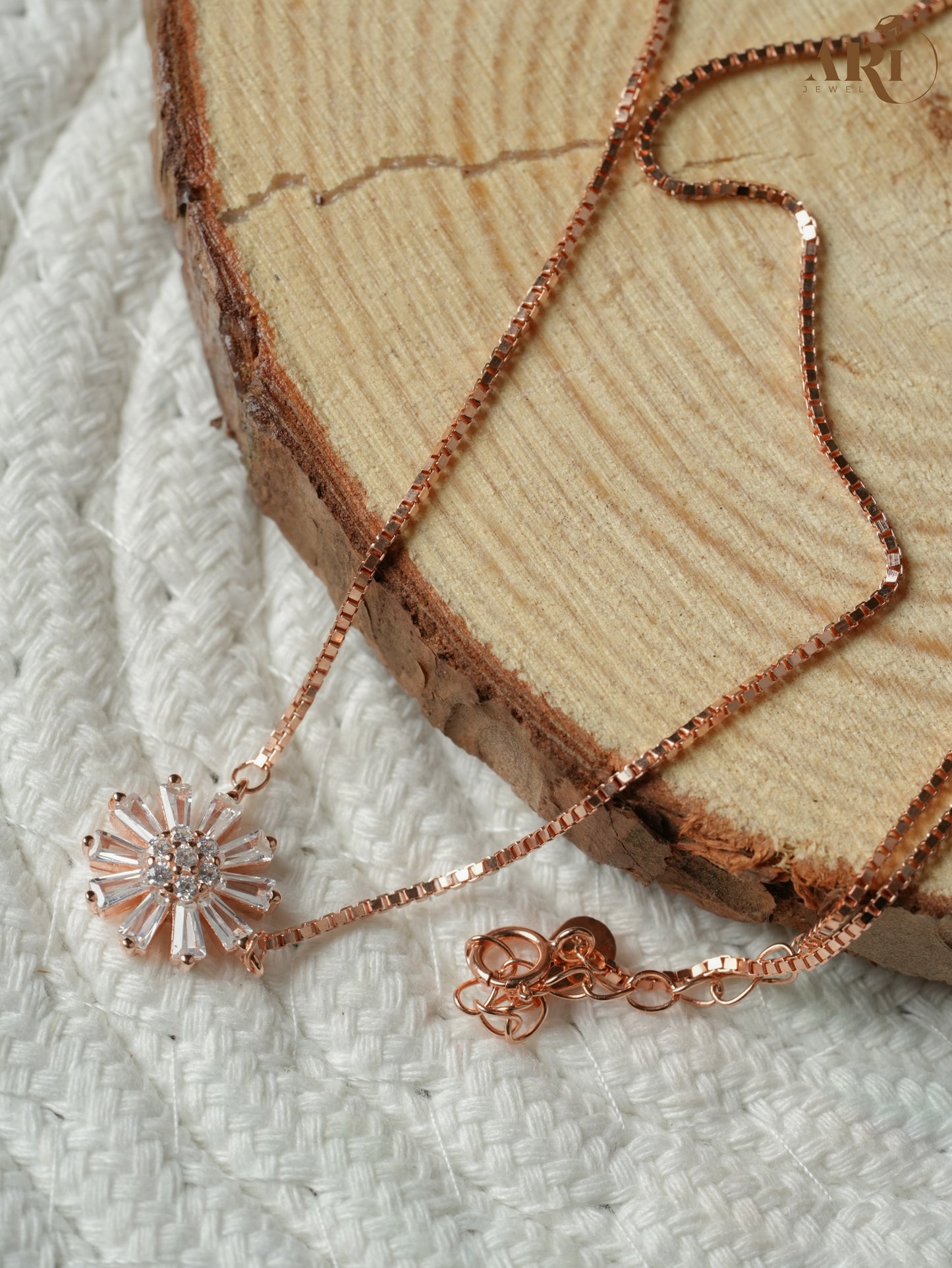 Rosegold Diamond Sunflower Chain Pendant (DI29.6)