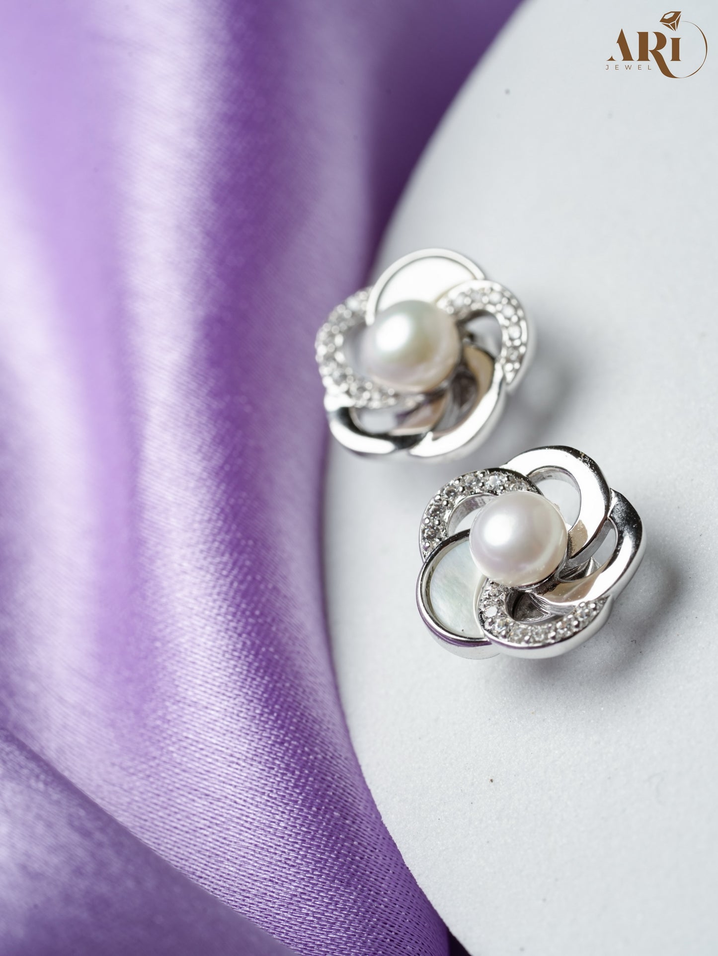 Mother Of Pearl Tops (Di21.6)