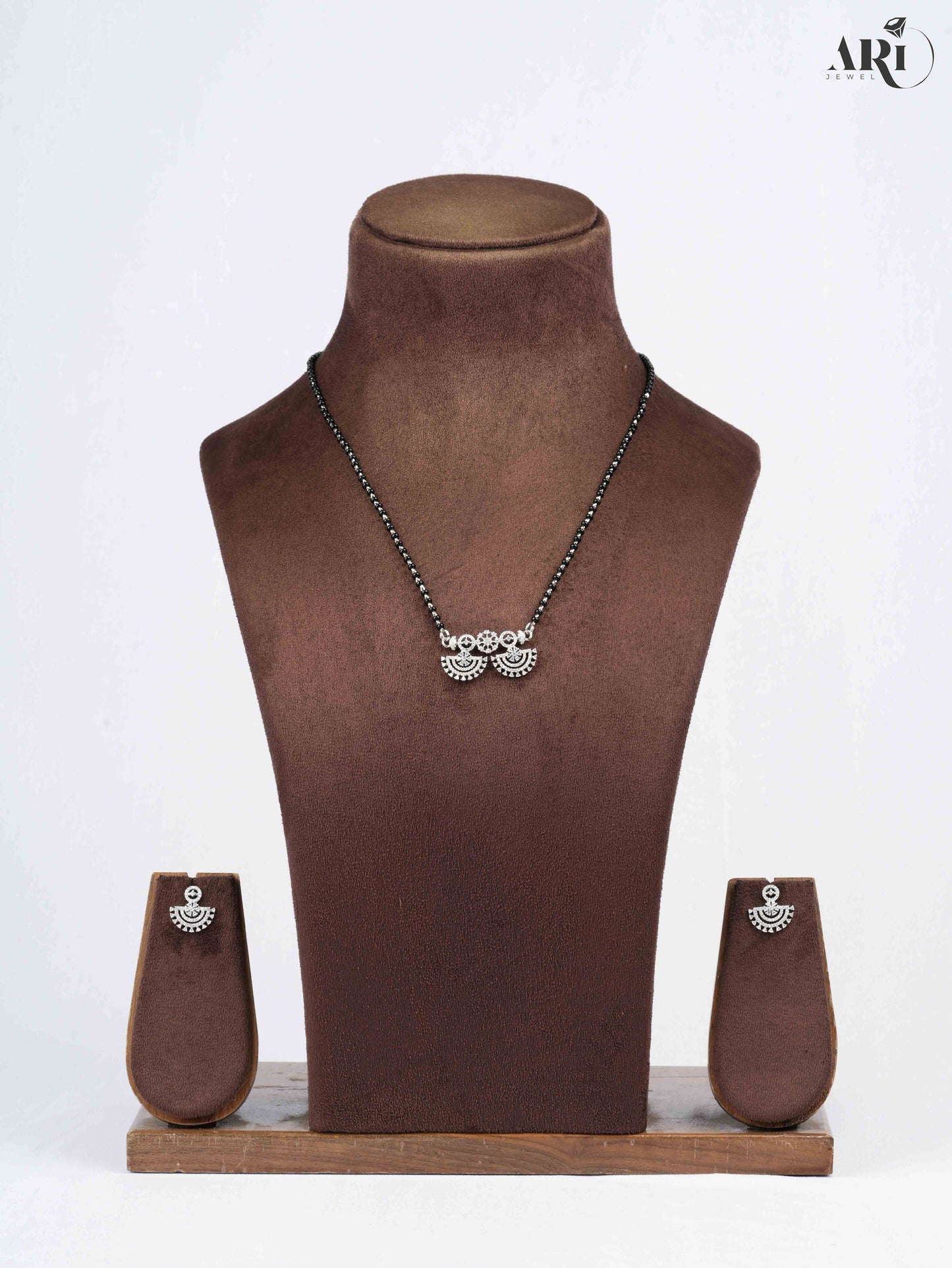 Dancing Girl Diamond Mangalsutra