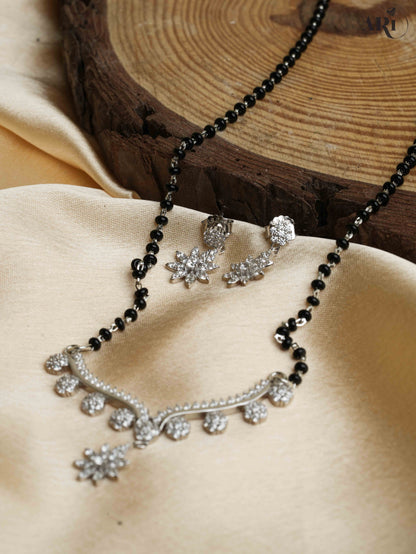 Floral Pandel Style Mangalsutra