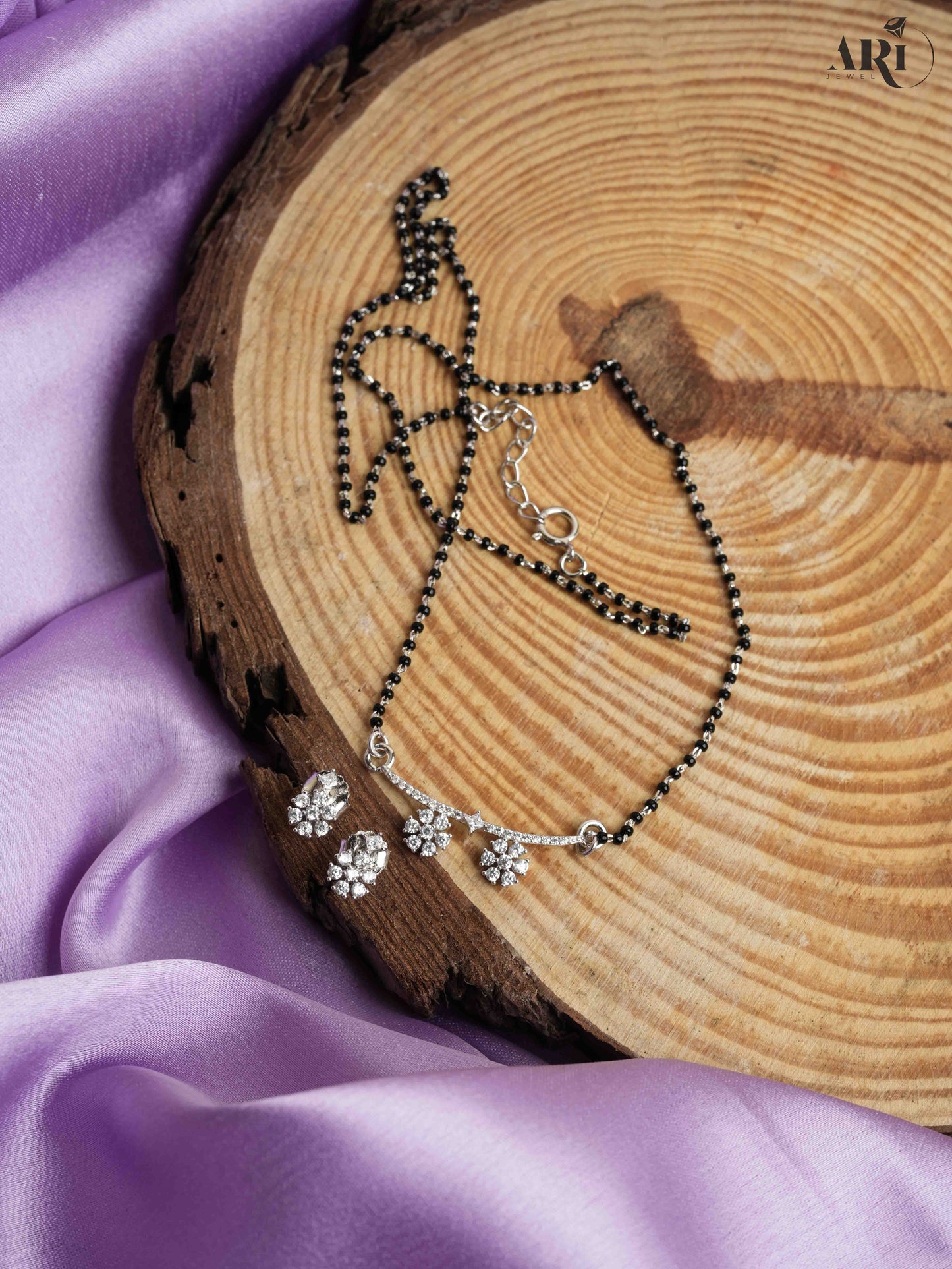 Duo Flower Mangalsutra