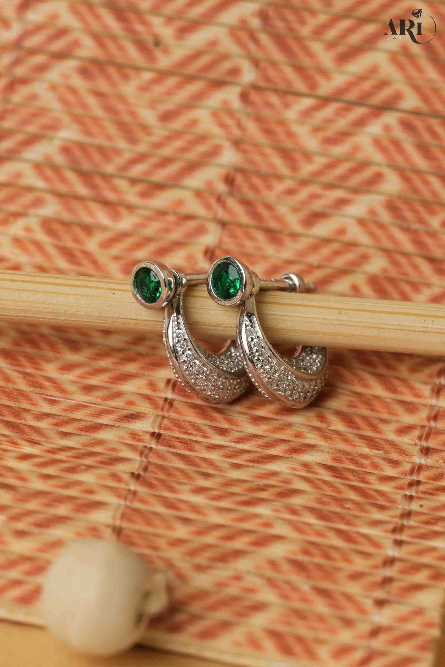 Unisex Green Stone Bali