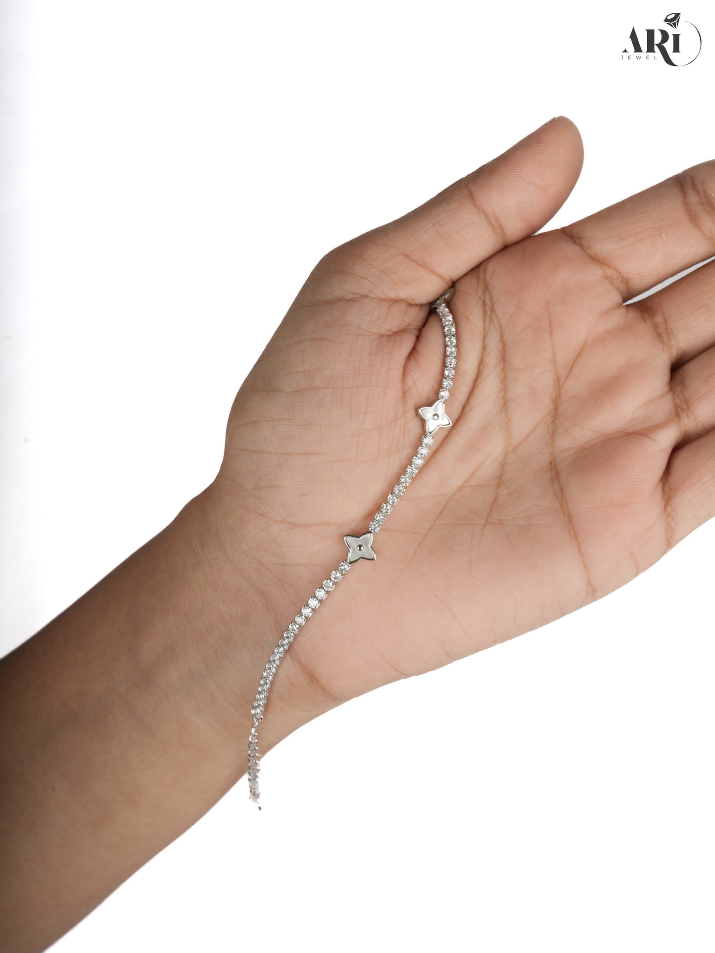 Star Flower Diamond Bracelet