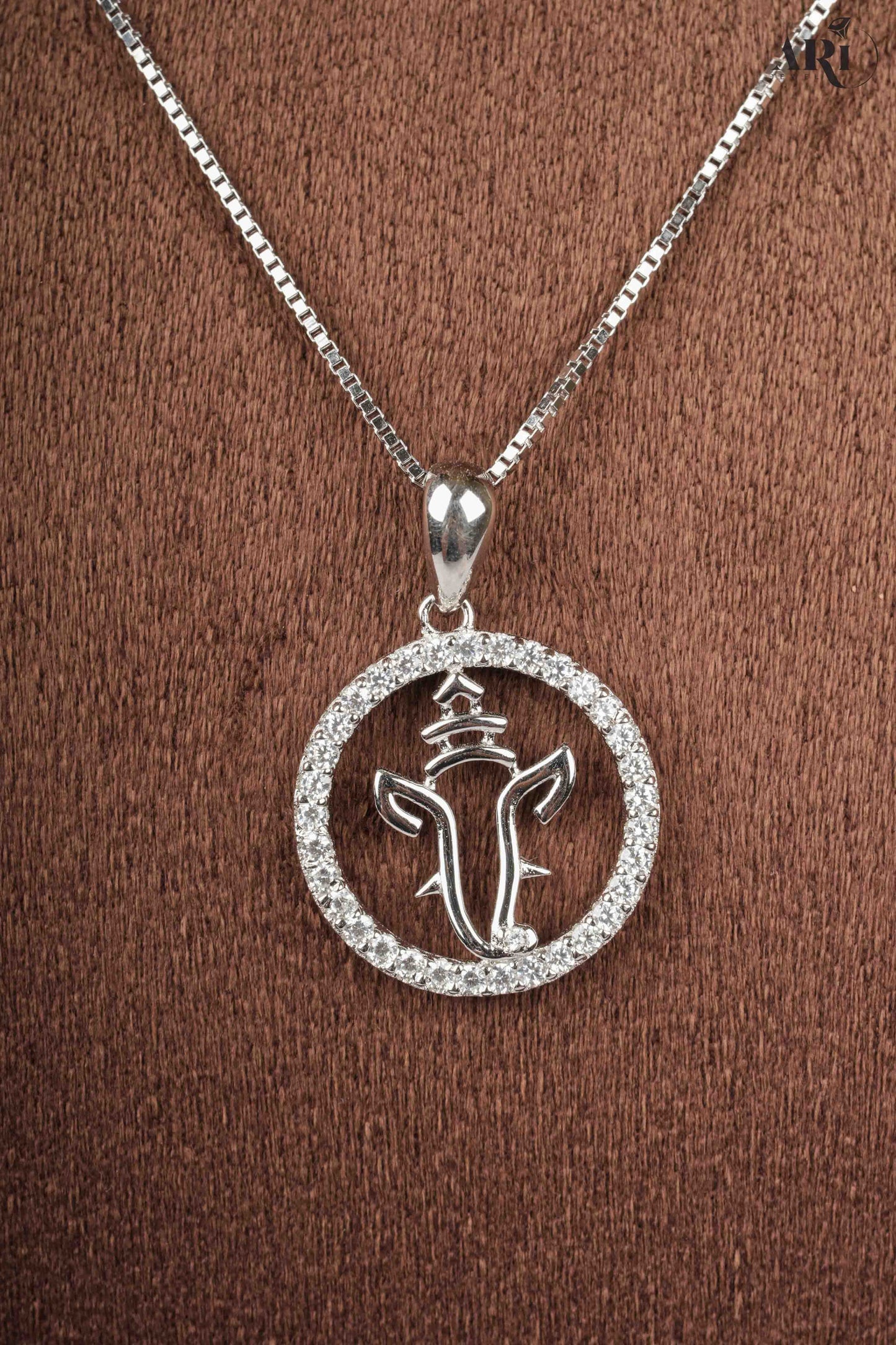 Ganesh Outline Diamond Pendant
