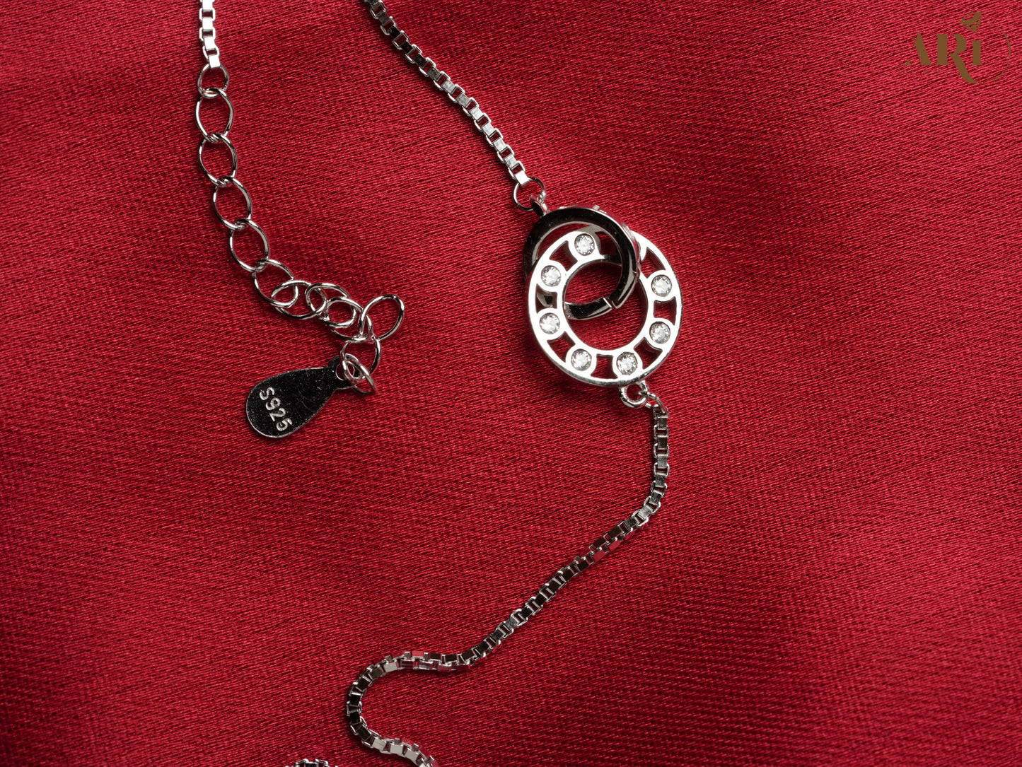 Diamond Cricular Bracelet (DI14.4)