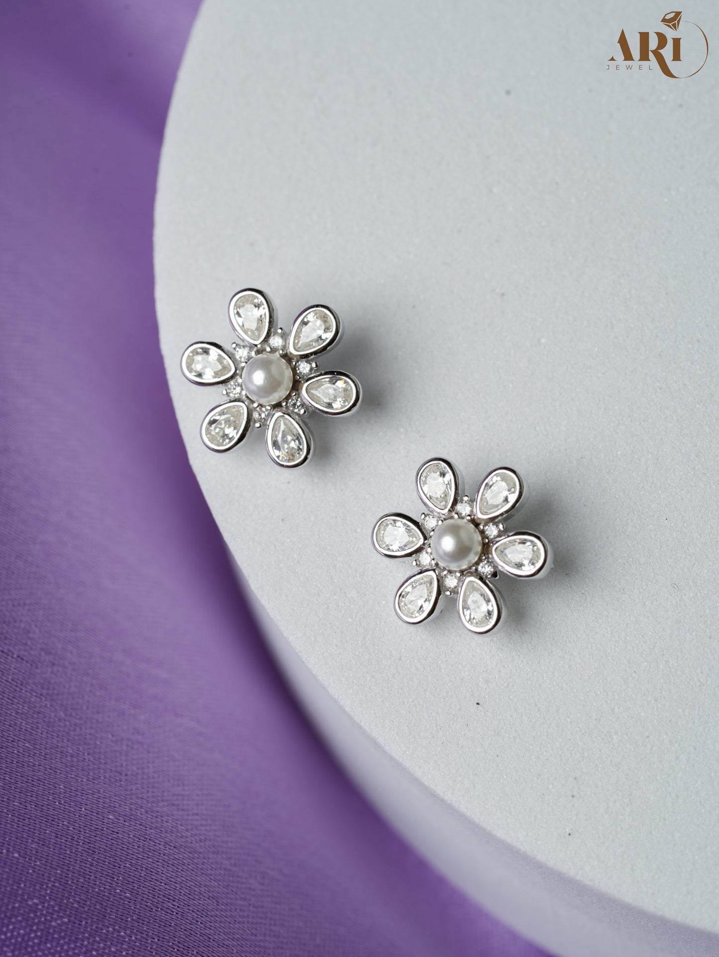 Pearl Star Tops (Di21.2)