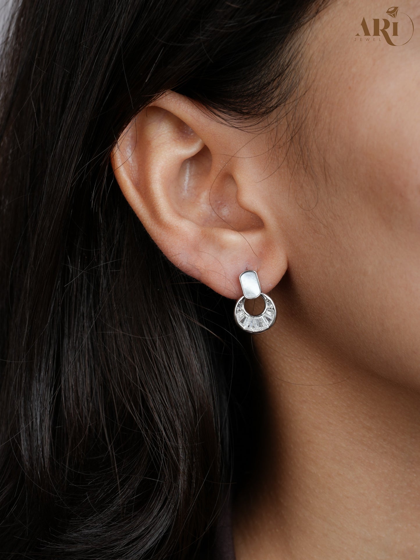 Mother Of Pearl Diamond Hanging Tops (DI21.6)