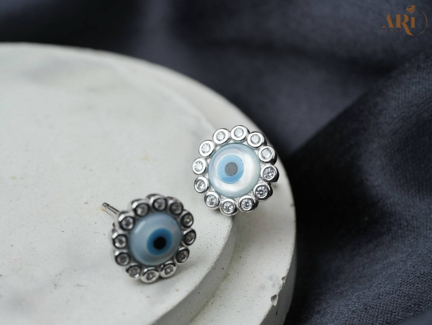 Evil Eye Tops (Di20)
