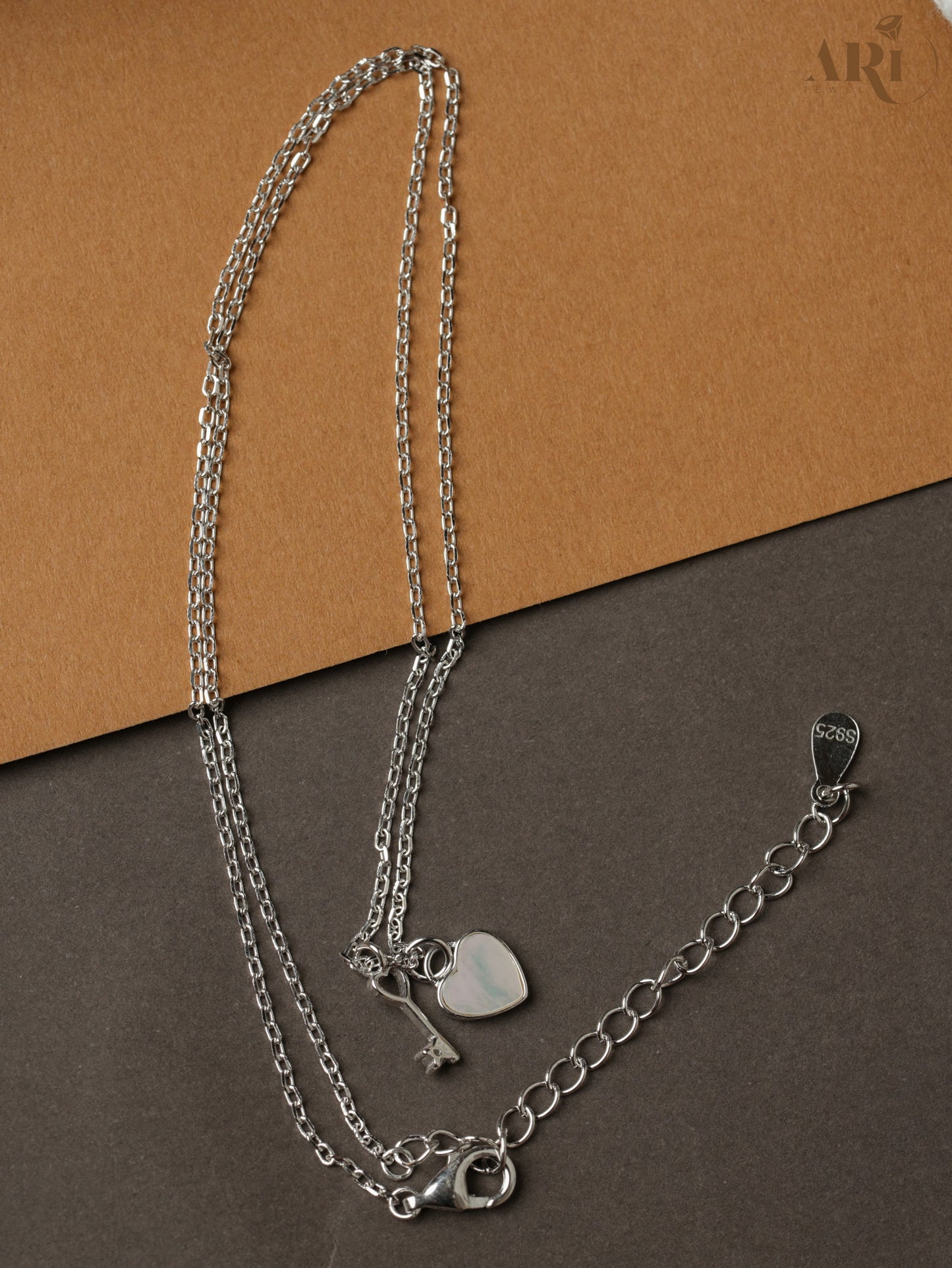 Pearl Heart & Key Chain Pendant (DI20)