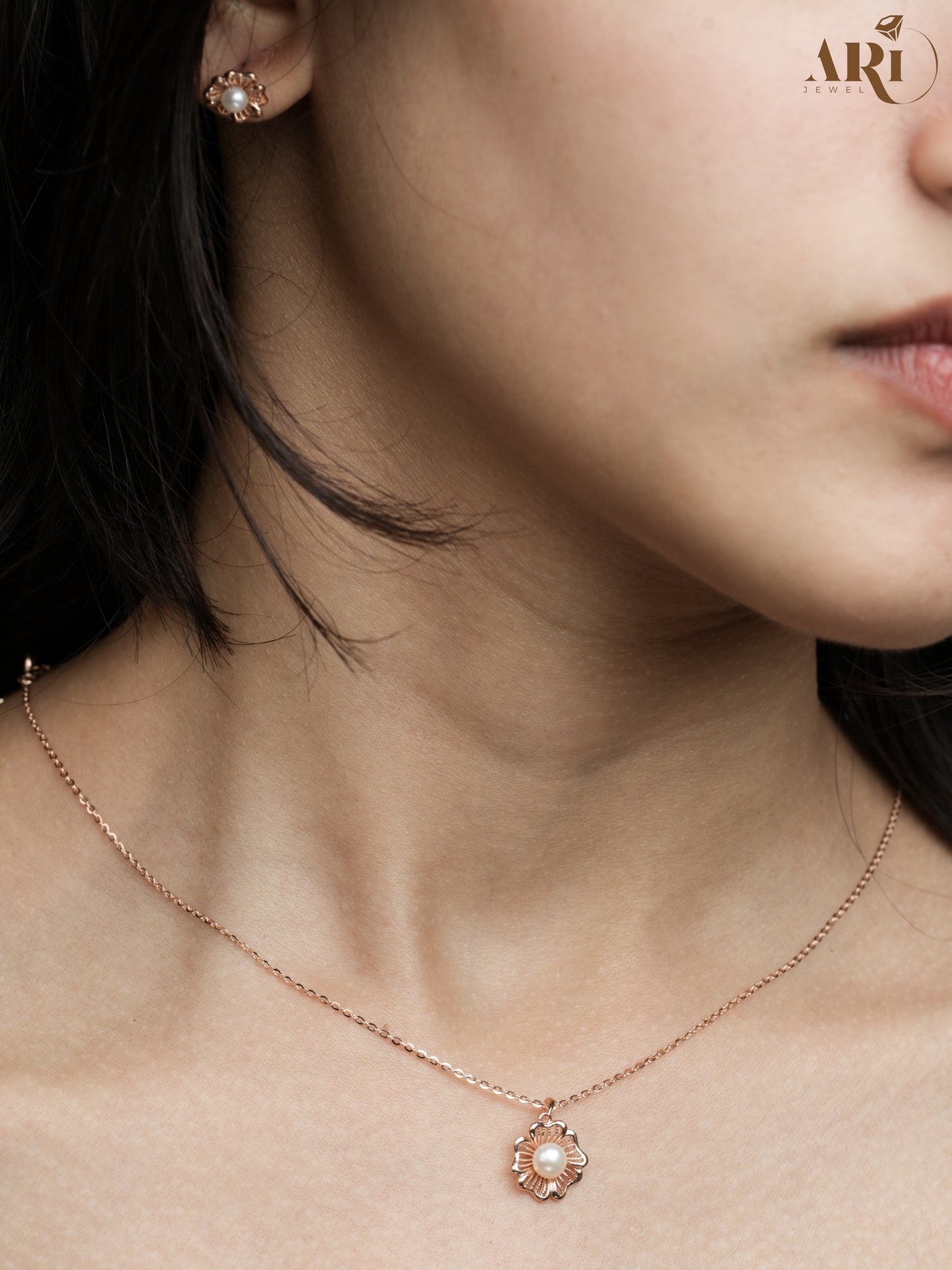 5 Petal Flower Rosegold Chain Tops  Pendant (DI35.6)
