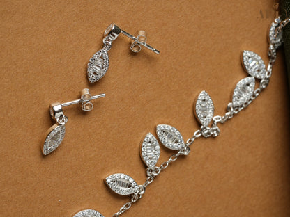 Diamond Leaf Chain Tops Pendant (DI72)